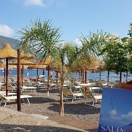 Lipari Blu Apartment ภายนอก รูปภาพ