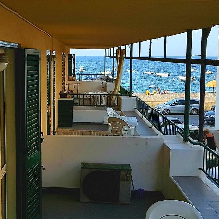 Lipari Blu Apartment ภายนอก รูปภาพ