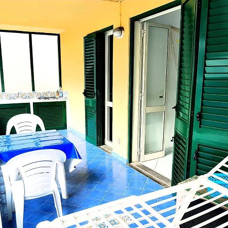 Lipari Blu Apartment ภายนอก รูปภาพ