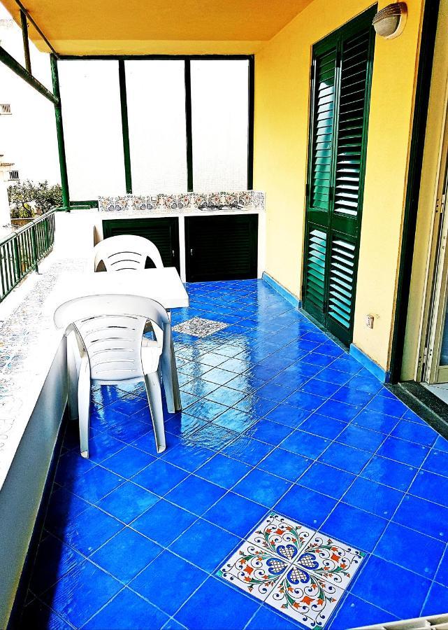 Lipari Blu Apartment ภายนอก รูปภาพ