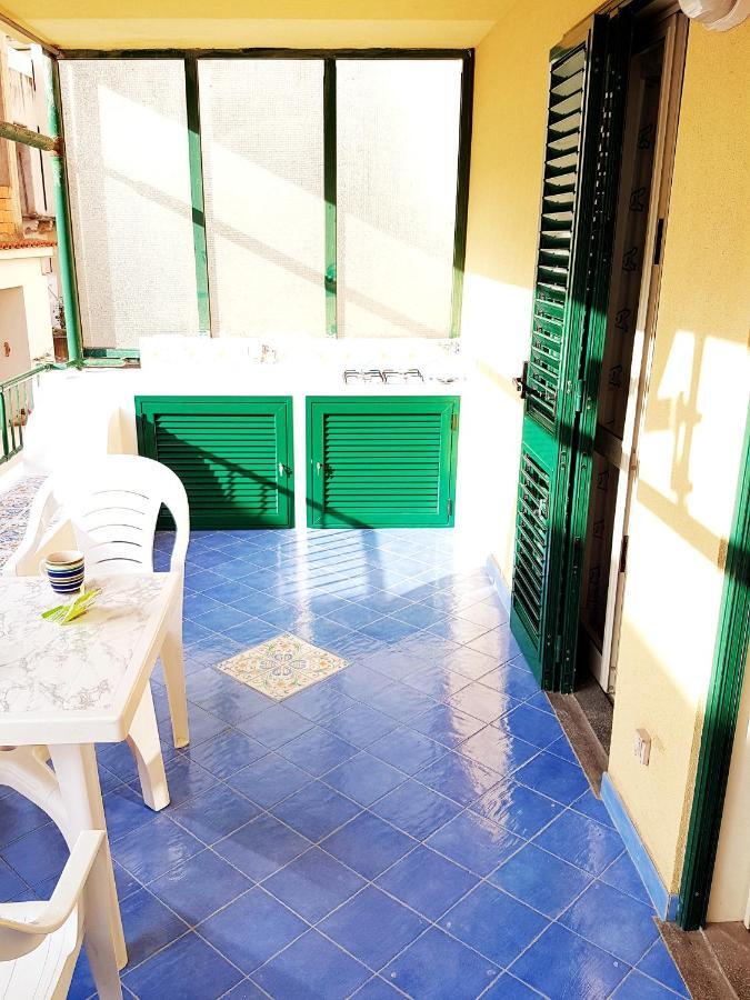 Lipari Blu Apartment ภายนอก รูปภาพ