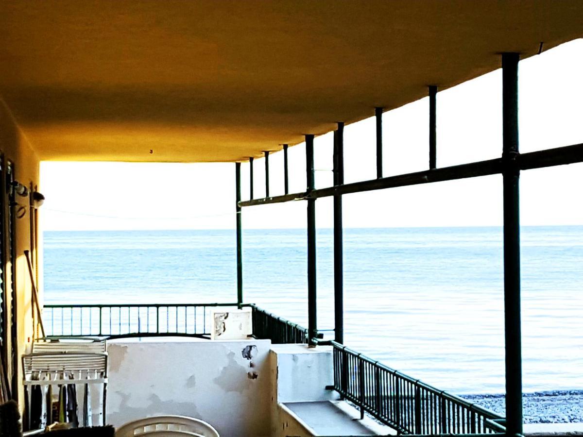 Lipari Blu Apartment ภายนอก รูปภาพ